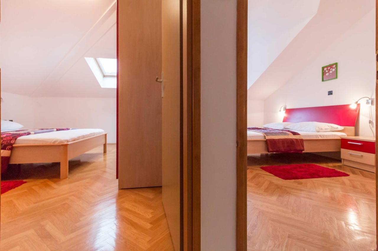 Panoramic View Apartment Крес Екстериор снимка